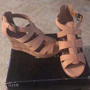BNWT Tan Wedges, Size 9
